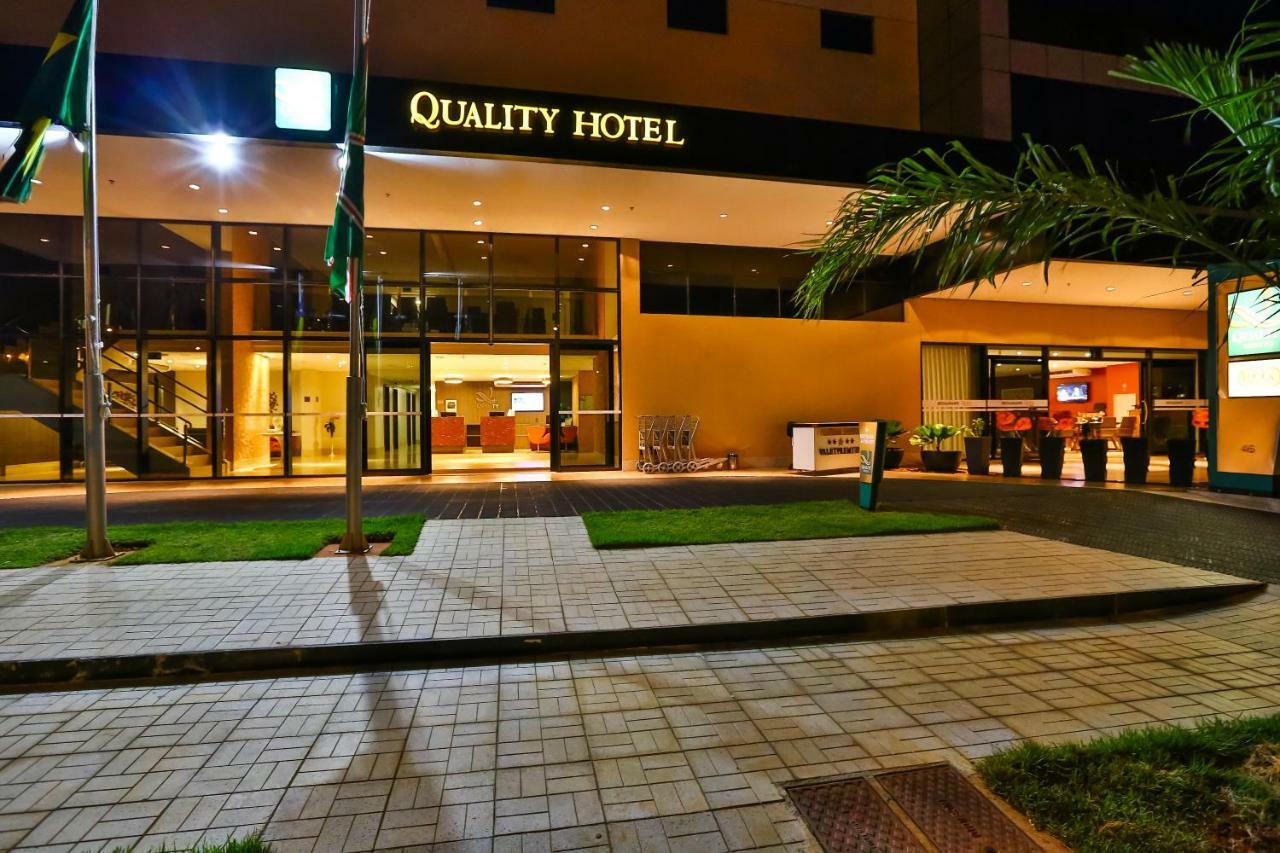 Quality Hotel Flamboyant Goiânia Exteriör bild