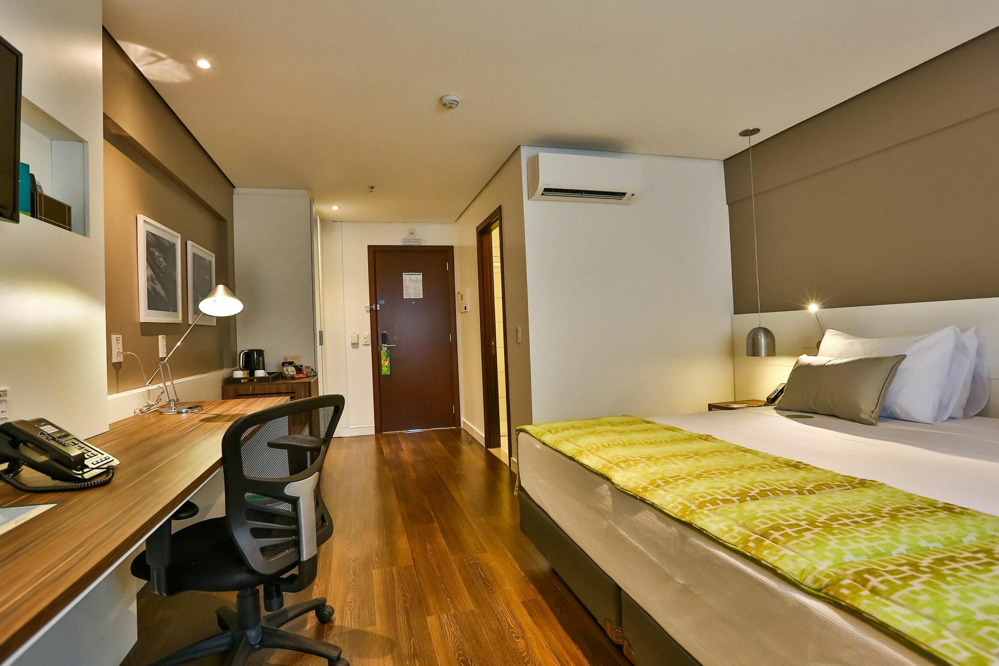 Quality Hotel Flamboyant Goiânia Exteriör bild